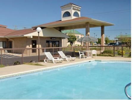 Econo Lodge Franklin Съоръжения снимка